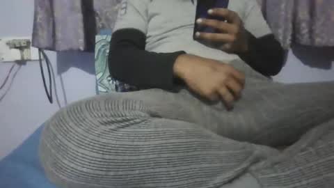 Snapshot of mananmathew95 chatting on 12-19-25, 06:48 mananmathew95 online show from 12-19-25, 06:48