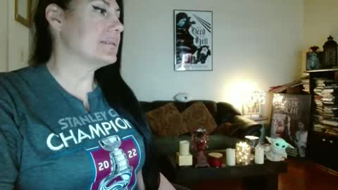 mandaloriangirlsfight online show from 04-22-26, 06:20