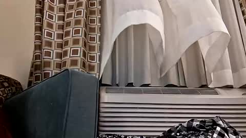 Mandi Bliss online show from 12-14-25, 12:27