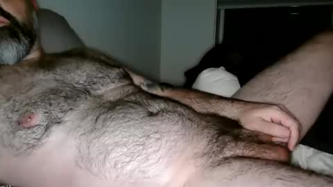 Snapshot of mandimebear17 chatting on 11-24-25, 03:39 Man Dime Bear17 online show from 11-24-25, 03:39