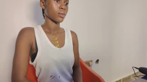 Snapshot of mandymia chatting on 10-13-25, 10:32 mandymia online show from 10-13-25, 10:32