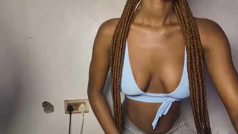 Snapshot of mandymia chatting on 11-24-25, 04:23 mandymia online show from 11-24-25, 04:23