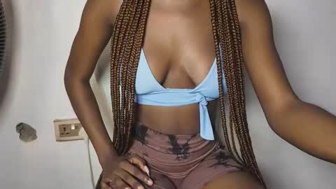 Snapshot of mandymia chatting on 11-26-25, 04:46 mandymia online show from 11-26-25, 04:46