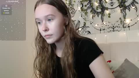 Snapshot of mandymilson chatting on 11-06-25, 03:02 Mandy online show from 11-06-25, 03:02