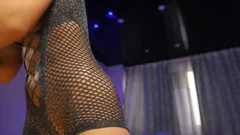 Anto Lovense is Active My pleasure is in your hands Private is Open online show from 11-18-25, 07:13