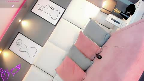 manellyksparklee online show from 04-20-26, 01:58