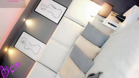 manellyksparklee online show from 04-23-26, 01:35