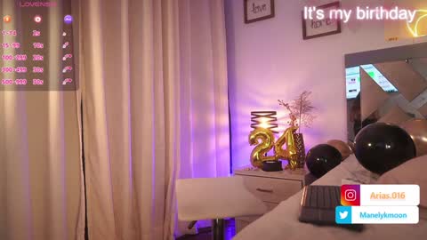 Snapshot of manelyk_10 chatting on 01-07-25, 09:57 online show from 01-07-25, 09:57