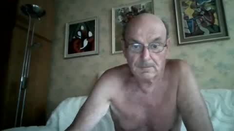 manes5858 online show from 06-20-26, 04:21