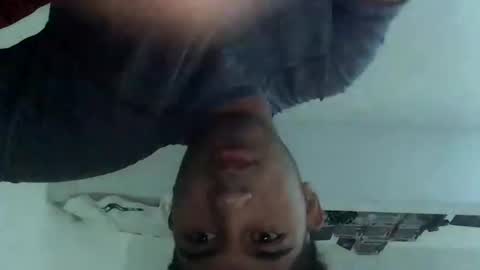 Snapshot of mangopitudo chatting on 09-25-25, 06:11 Manguito online show from 09-25-25, 06:11