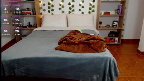 Danny online show from 02-10-25, 03:03