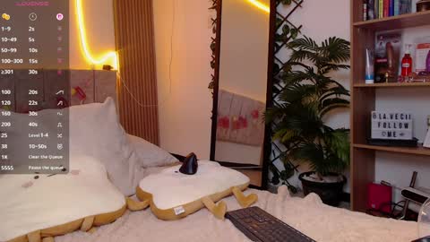 Danny online show from 04-06-26, 05:41