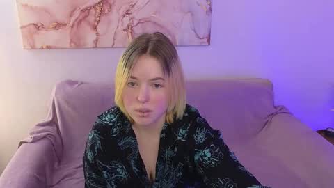 Snapshot of manic_pixie_ chatting on 02-04-25, 11:05 manic_pixie_ online show from 02-04-25, 11:05