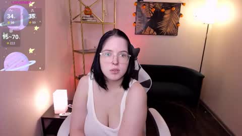 Snapshot of manic_pixie_ chatting on 10-29-25, 03:47 manic_pixie_ online show from 10-29-25, 03:47