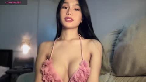 Snapshot of manika21 chatting on 11-17-25, 09:37 monika online show from 11-17-25, 09:37