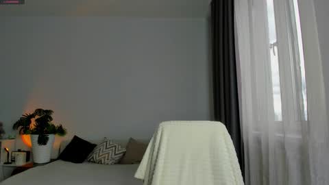 Snapshot of manita_misti chatting on 09-14-25, 11:09 Manita online show from 09-14-25, 11:09