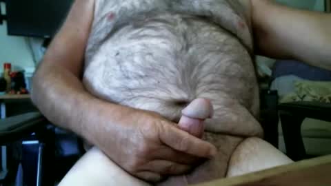 Snapshot of manleg439 chatting on 10-30-25, 04:30 manleg439 online show from 10-30-25, 04:30