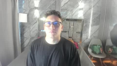 Manson and Zoe online show from 06-06-26, 11:15