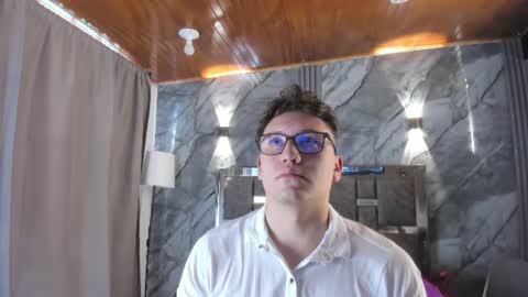 Manson and Zoe online show from 06-21-26, 11:35