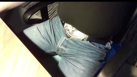 manswed online show from 12-31-24, 01:08