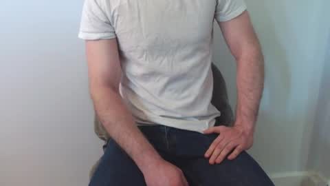 Snapshot of mantoy2000 chatting on 06-07-26, 12:53 mantoy2000 online show from 06-07-26, 12:53