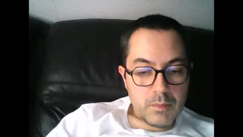 manu5933 online show from 01-15-25, 04:00