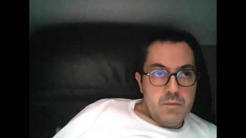 manu5933 online show from 01-28-25, 03:35