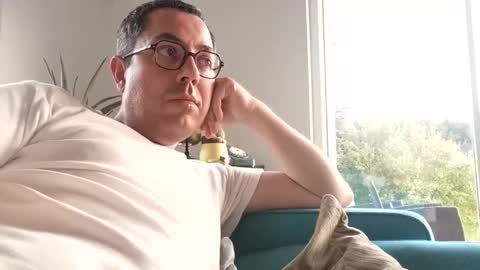 manu5933 online show from 10-12-25, 04:39