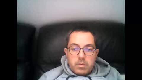 manu5933 online show from 10-14-25, 07:42