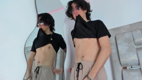 Manuel online show from 11-21-25, 12:04