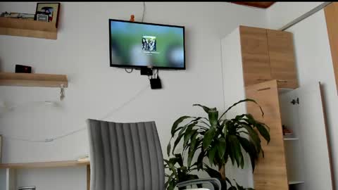 Snapshot of manucute_23_ chatting on 05-10-26, 03:39 manucute 23 online show from 05-10-26, 03:39