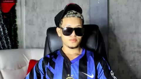 Manuel online show from 01-14-26, 02:28