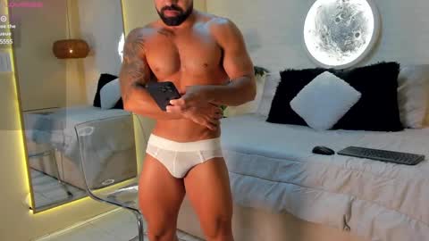 MAOFENIX online show from 02-04-25, 05:55