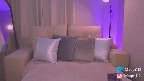 Maquii   online show from 03-22-26, 12:14