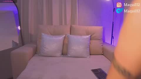 Maquii   online show from 04-21-26, 01:42