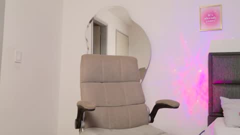     online show from 03-10-25, 02:06