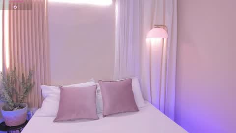 Snapshot of mara_brooks chatting on 11-15-25, 07:54 Mara online show from 11-15-25, 07:54