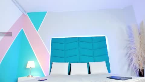 mara_winters_ online show from 11-11-25, 12:16