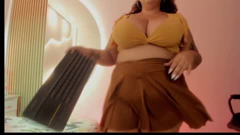 Mrs. Sweet online show from 11-27-25, 02:57