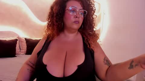 Mrs. Sweet online show from 06-07-26, 02:05