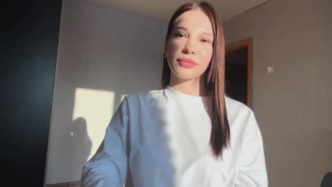 Snapshot of maragretgerdes chatting on 03-21-26, 01:26 Alice online show from 03-21-26, 01:26