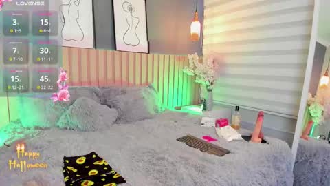 Mara  online show from 10-10-25, 08:41