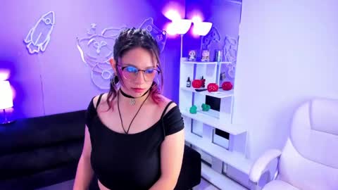 maramartinez_ online show from 05-01-26, 06:23