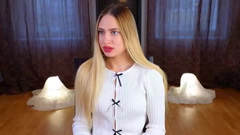 Victoria online show from 11-11-25, 04:56