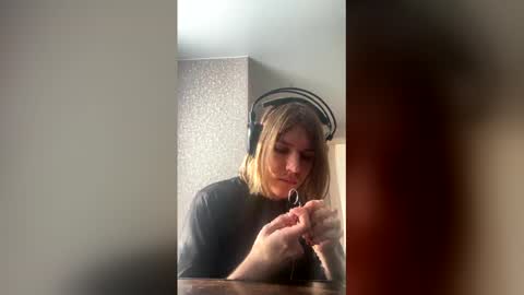 Snapshot of maratraher chatting on 02-21-26, 10:16 maratraher online show from 02-21-26, 10:16