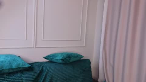 Mary online show from 04-16-26, 09:39