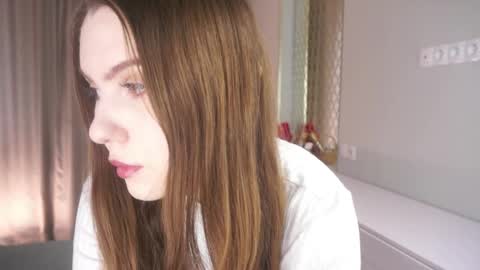 Sofia online show from 05-27-26, 06:43