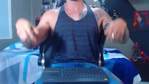 Snapshot of marcel_craw0796 chatting on 12-14-25, 12:43 MARCEL online show from 12-14-25, 12:43