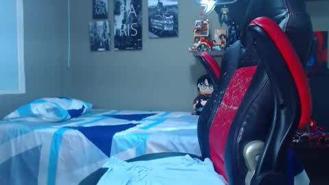 Snapshot of marcel_craw0796 chatting on 12-15-25, 11:25 MARCEL online show from 12-15-25, 11:25