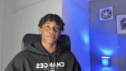 Snapshot of marcelo_dosantos77 chatting on 01-20-25, 03:48 MARCELO online show from 01-20-25, 03:48